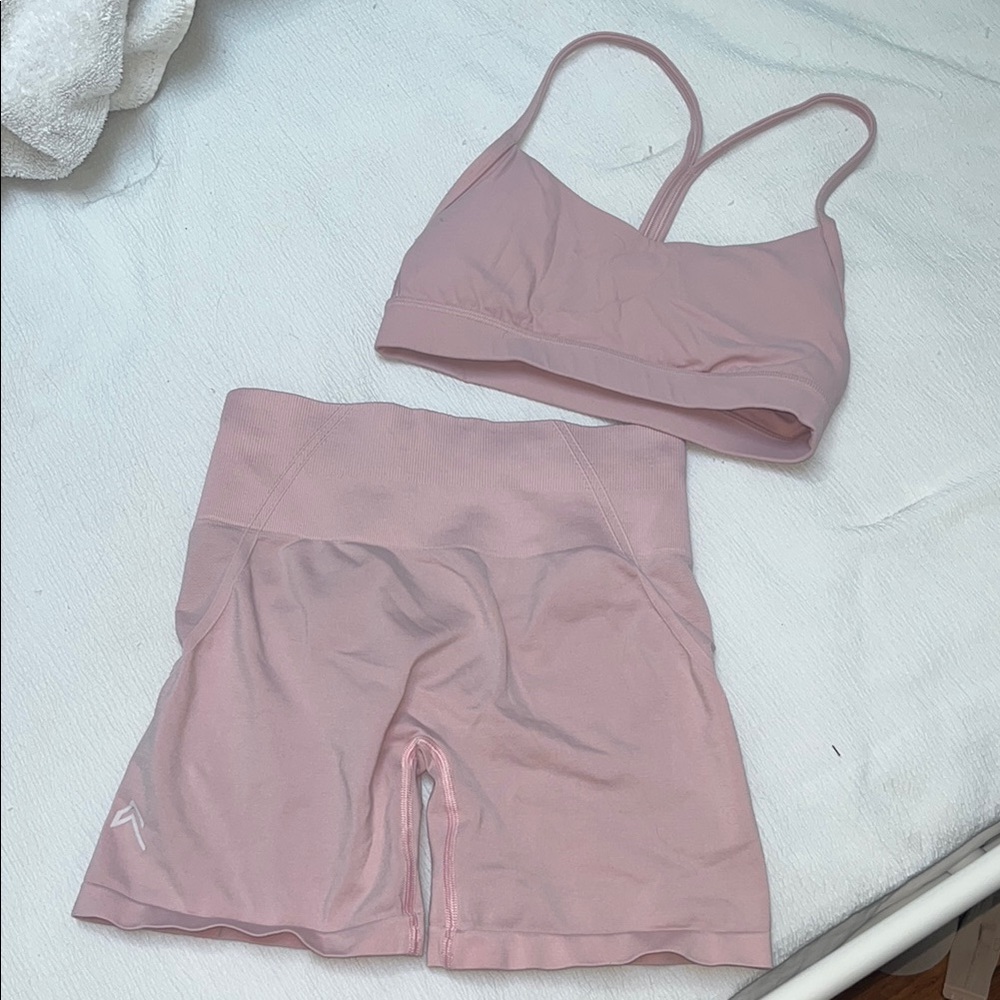 Oneractive and lululemon set
